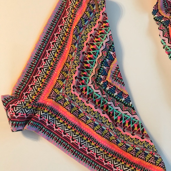 Aztec Bikini - Picture 3 of 6